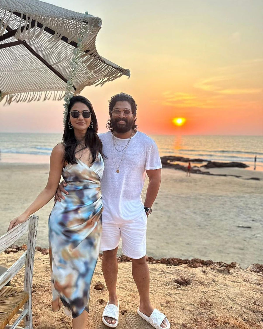 Allu Arjun, Sneha Reddy enjoy on New Year