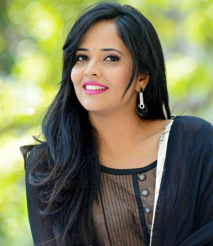 Anasuya's key Role in Chiranjeevi's Film