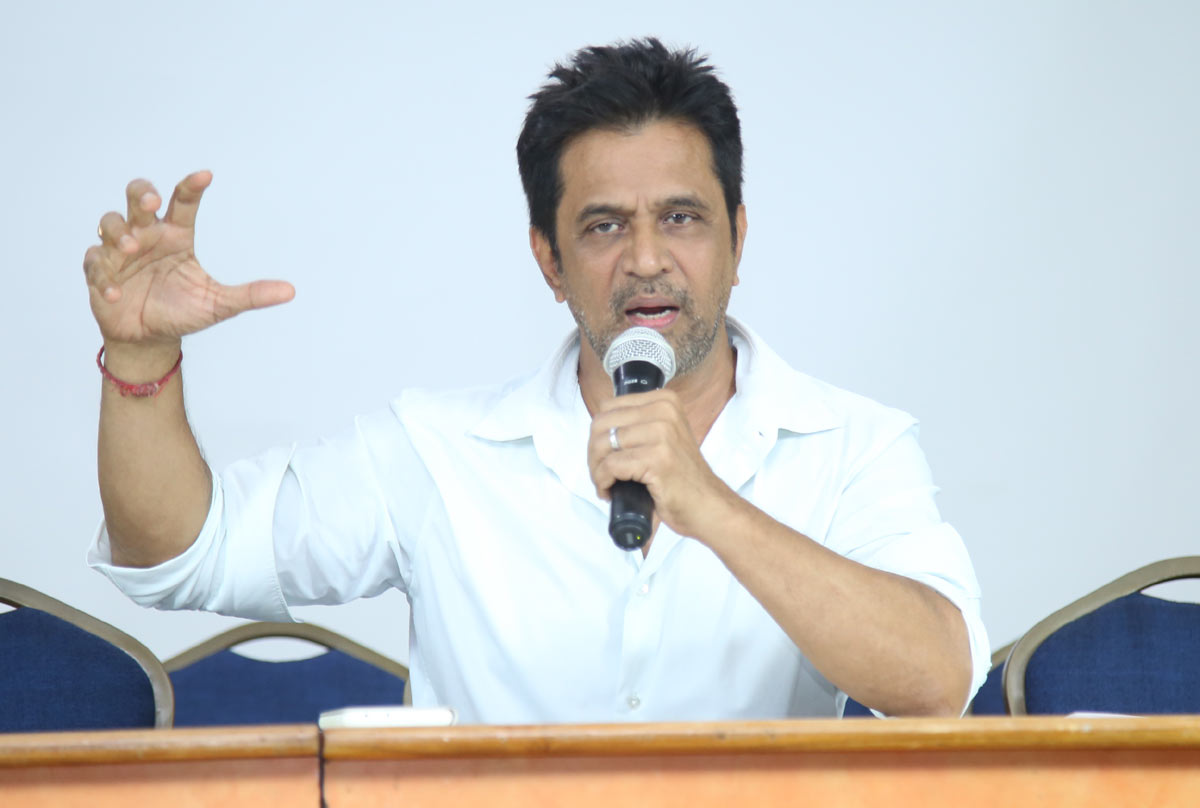Arjun attacks Vishwak Sen