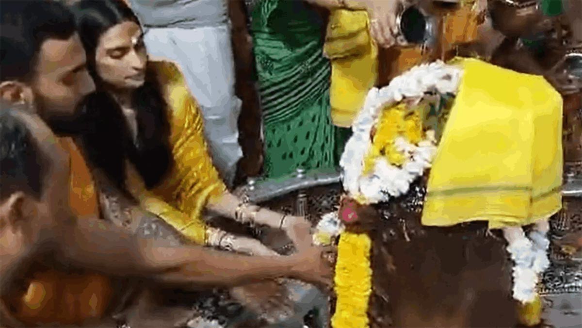 Athiya Shetty, KL.Rahul on a spiritual journey