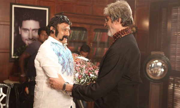 Balakrishna Paada Pooja Scene With Big B In Rythu