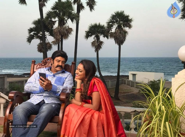 Balakrishna's Poetic Romance with Haripriya!