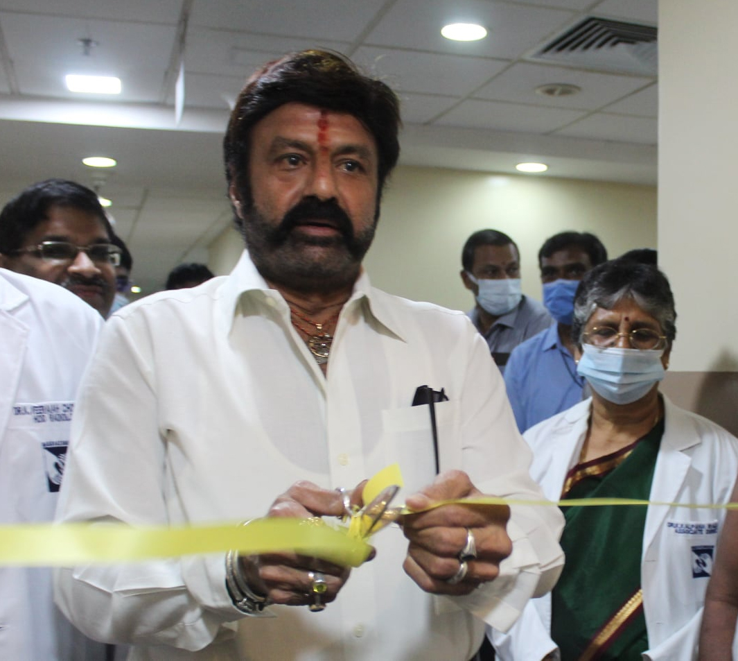 Balakrishna shows his kind heart and helps a cancer patient