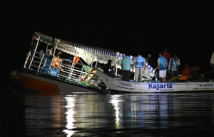 Boat's Tagedy in vijayawada, 16 People Dead