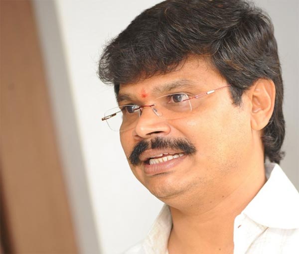 Boyapati Aims At Rajamouli Spot