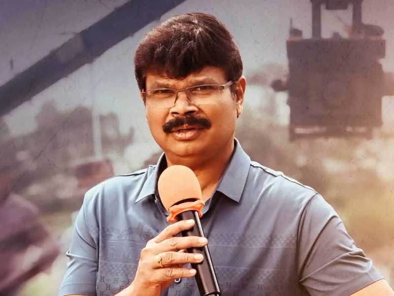 Boyapati to strike gold with Karthi