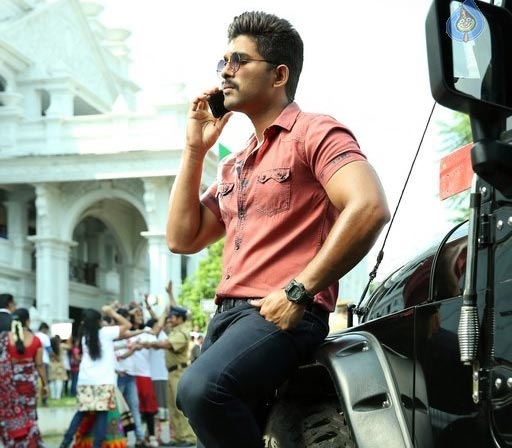 Bunny Supervising Sarrainodu Promotions Personally