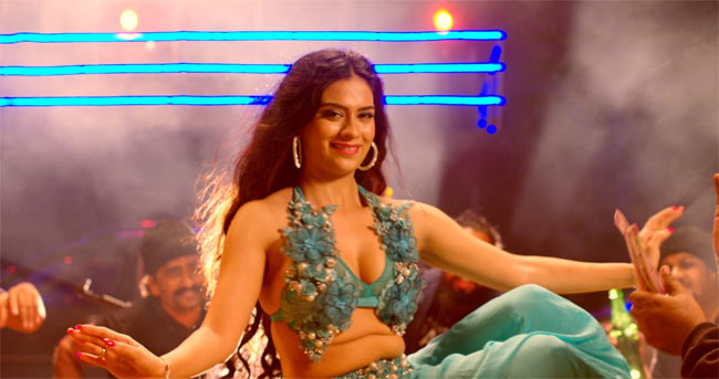 Chandni Bhatija Item Song In Shukra