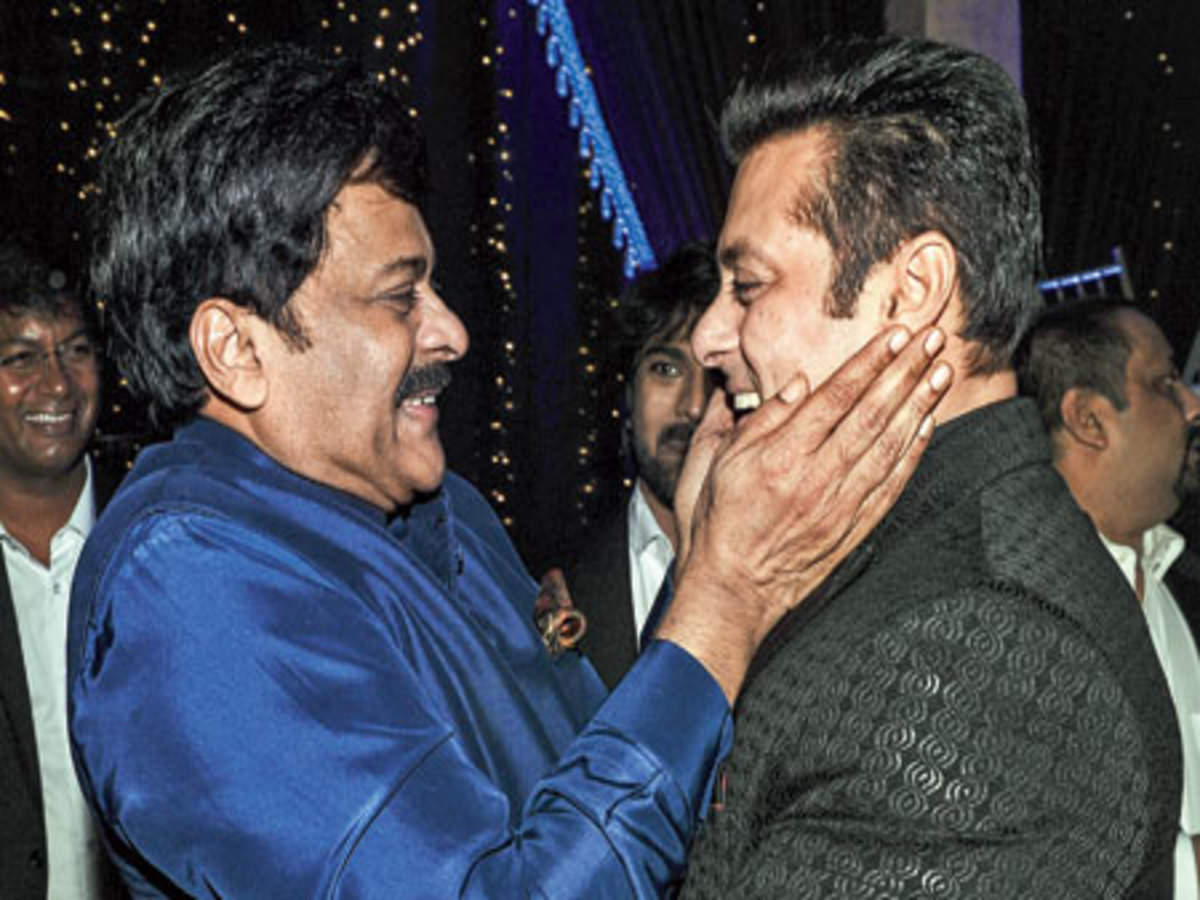 Chiranjeevi enjoys with Salman Khan
