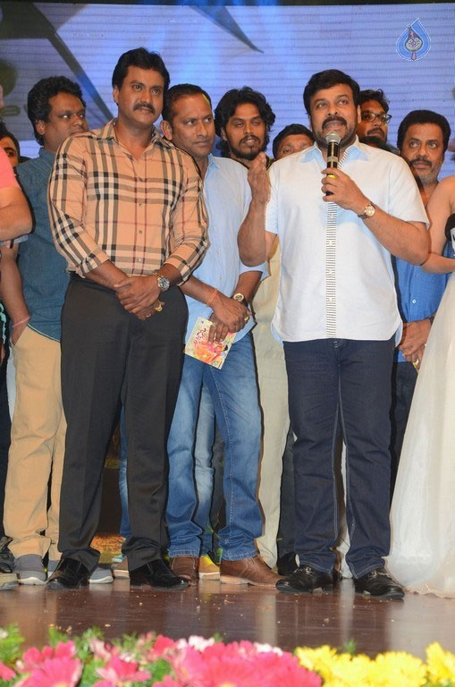 Chiranjeevi Heaps Praises on Sunil