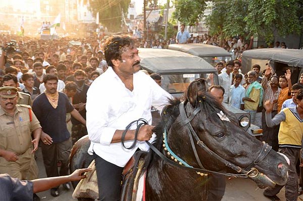 Chiranjeevi Horse Riding for Bruce Lee Introduction Scene