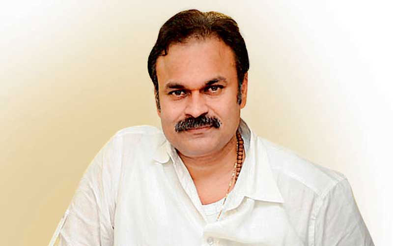 Chiranjeevi's Political Fans Angry on Nagababu!