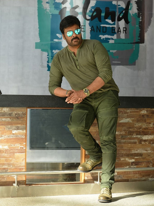 Chiranjeevi Stylish Look in Khaidi Number 150