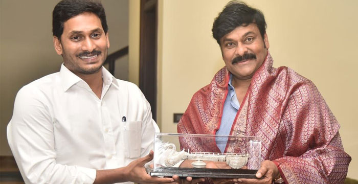 Chiranjeevi's Thanks to Jagan, Meets Him Soon