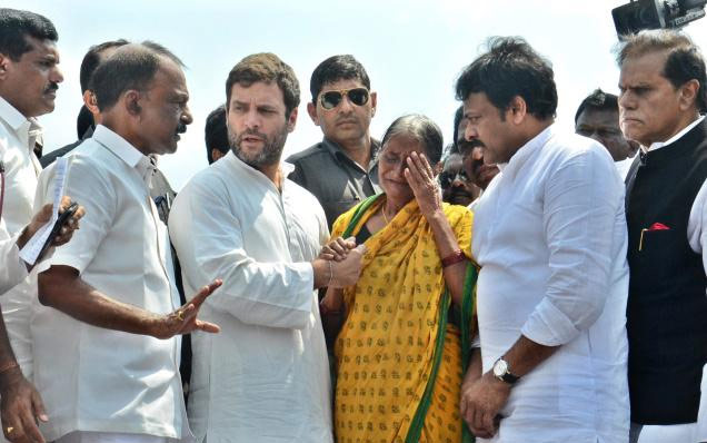 Chiru & Rahul's Padyatra Creating Ripples