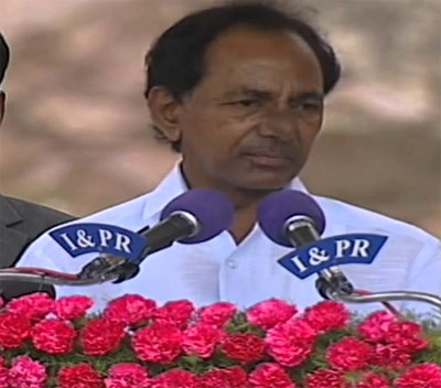 Committed for welfare of weaker sections: KCR at ID fete