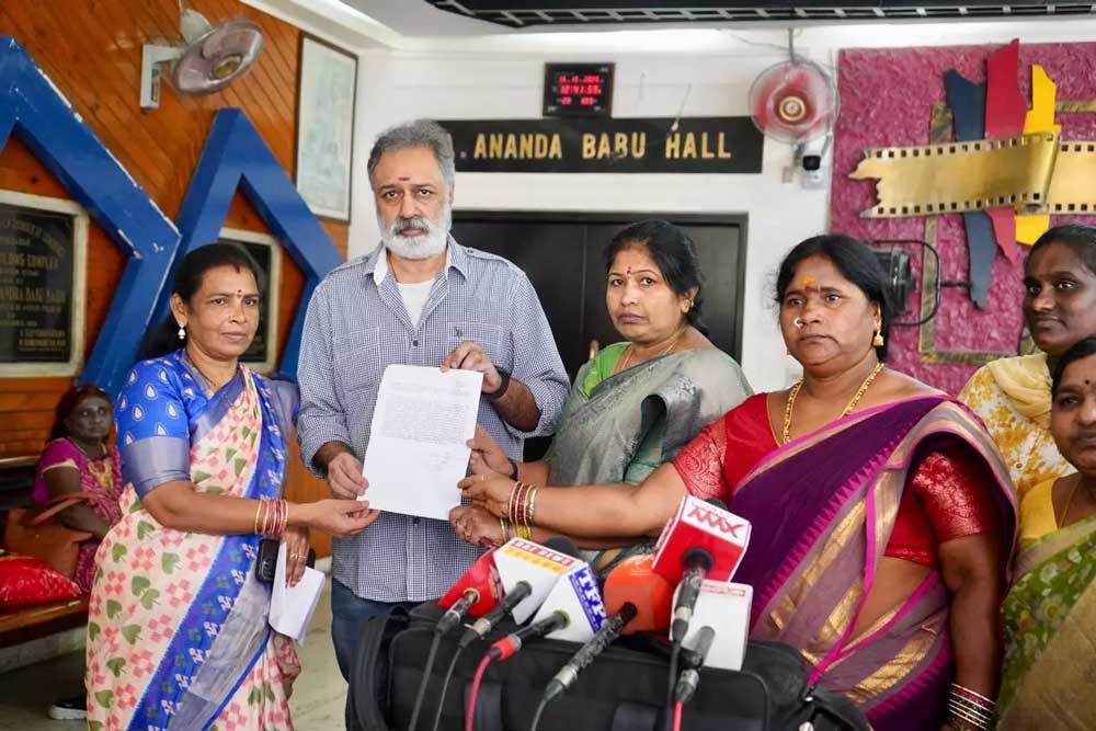 Complaint against Prabhutva Sarai Dukanam