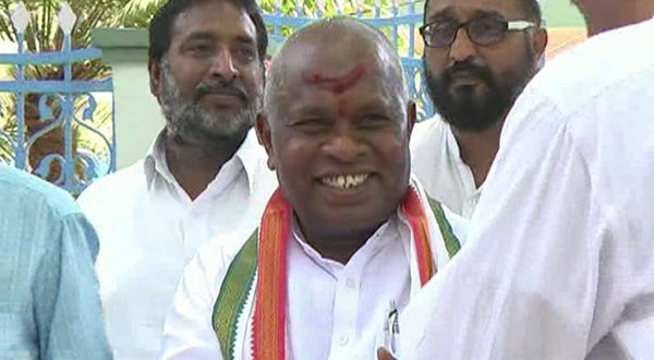 Congress names Rajaiah for Warangal by-polls