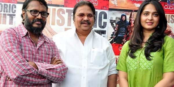 Dasari Negotiates On Behalf of Rudhramadevi