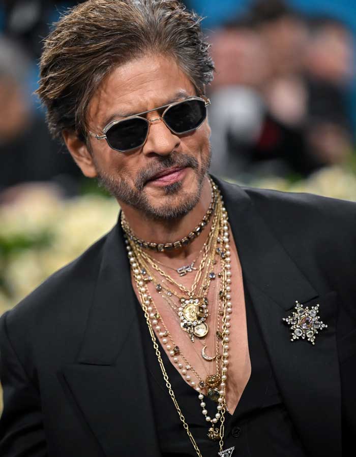 Death threats to SRK for this reason