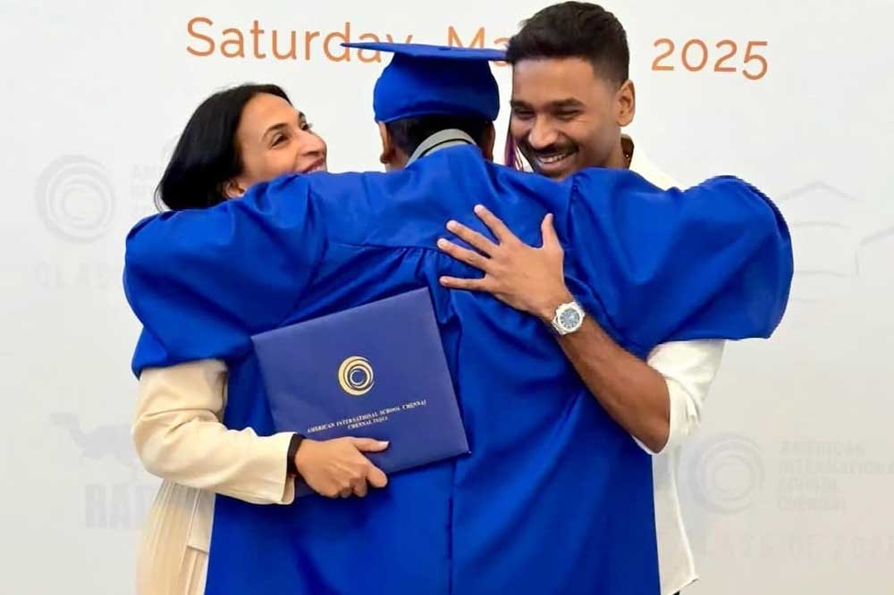 Dhanush Reunites With His Wife