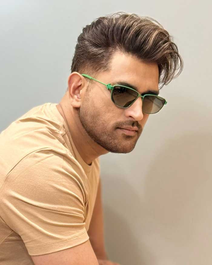 Dhoni favourite Tollywood hero