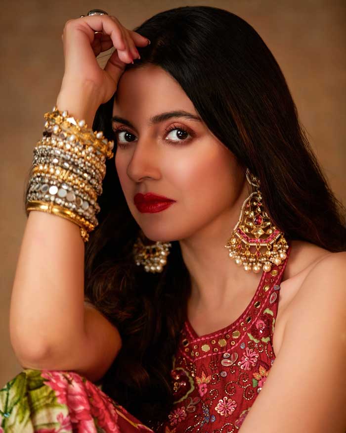 Divya Khosla Kumar 