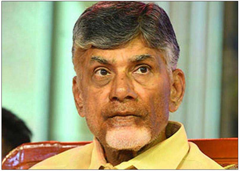 EC slaps show-cause notice to Chandrababu