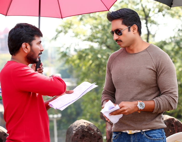 Gopichand, Sampath Nandi On Goutham Nanda Sets