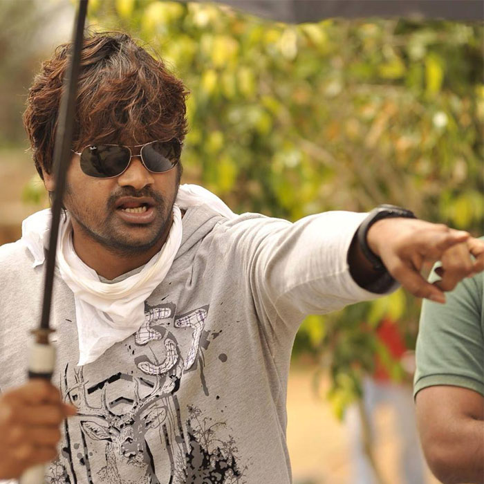 Harish Shankar Supported by Netizens