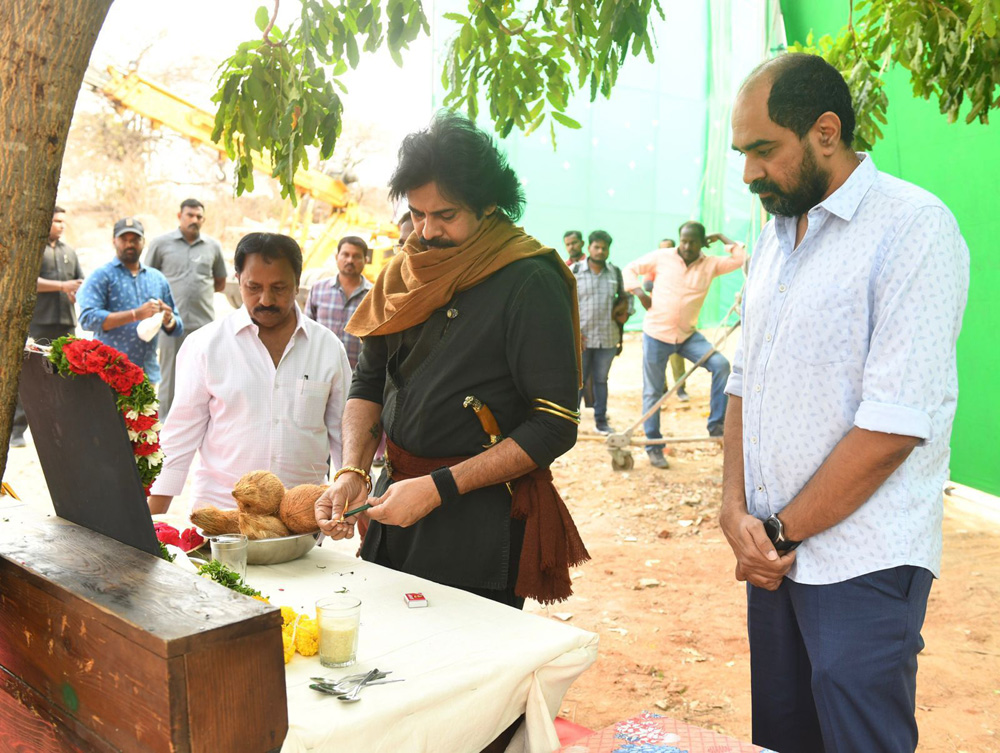 HHVM: Pawan performs special pooja