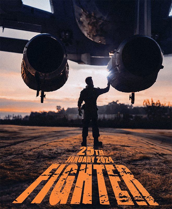 Hrithik shares new pic from Fighter