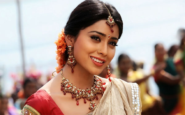 Is Shriya Into Bahubali 2?