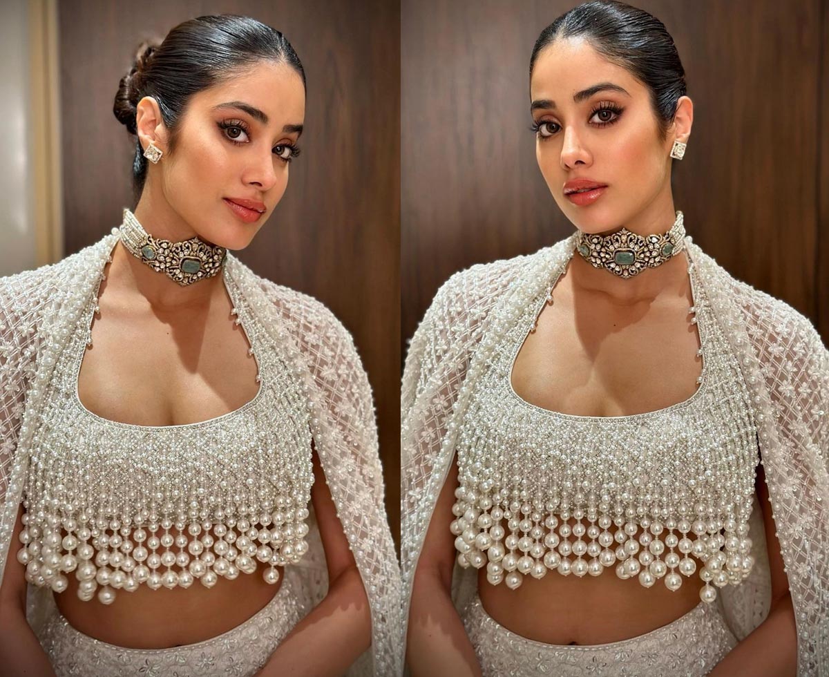 Janvi Kapoor Looks Like A Dream In Pearls