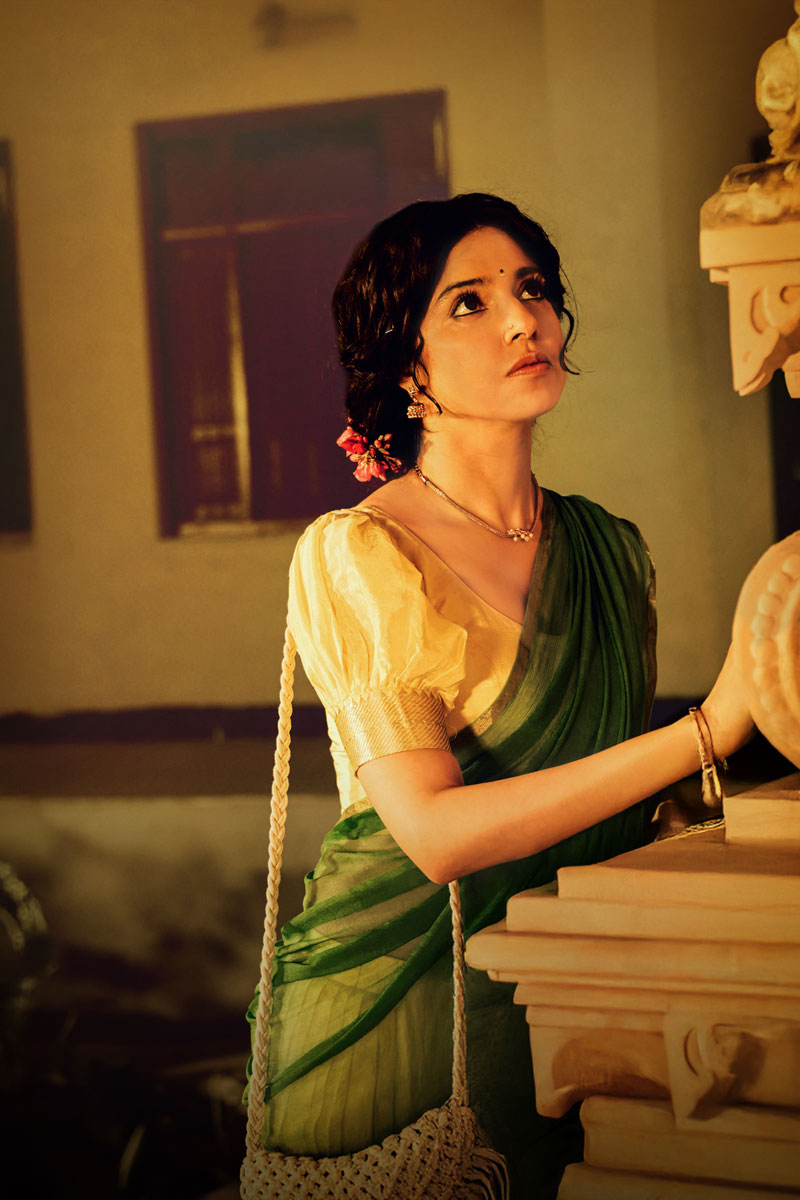 Jatadhara-Divya Khosla First Look serene