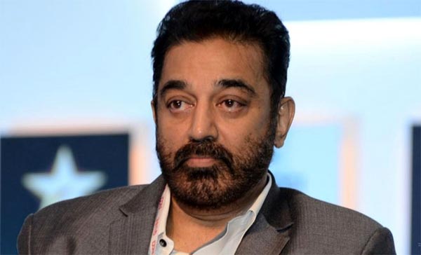 Kamal Hasan Donates Pothys Amount for HIV Children 