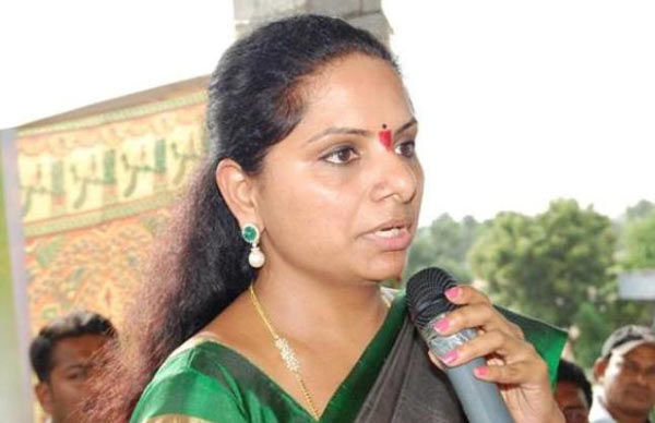 Kavitha accuses PM of doing injustice with Telangana