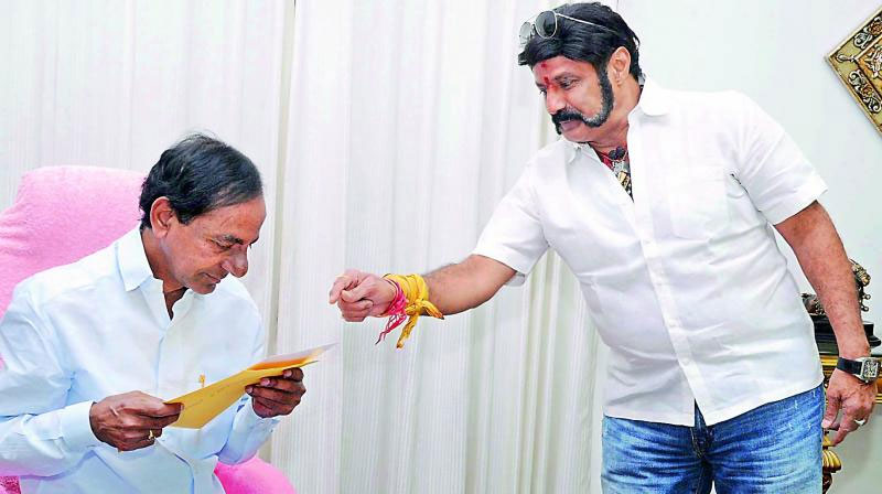 KCR Angry Doubled on Balakrishna, Manchu Vishnu!