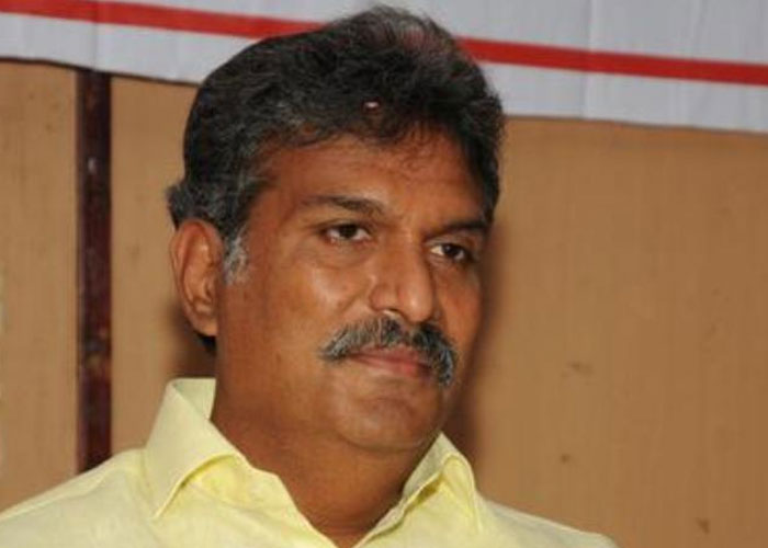 Kesineni Nani Escaped from Pawan Kalyan's Criticism?