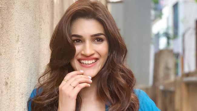 Kriti Sanon shares her easy outing
