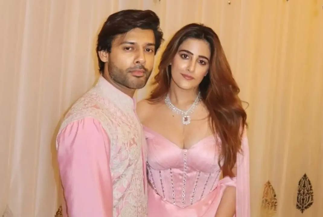 Kriti Sanon Sister Nupur Sanon