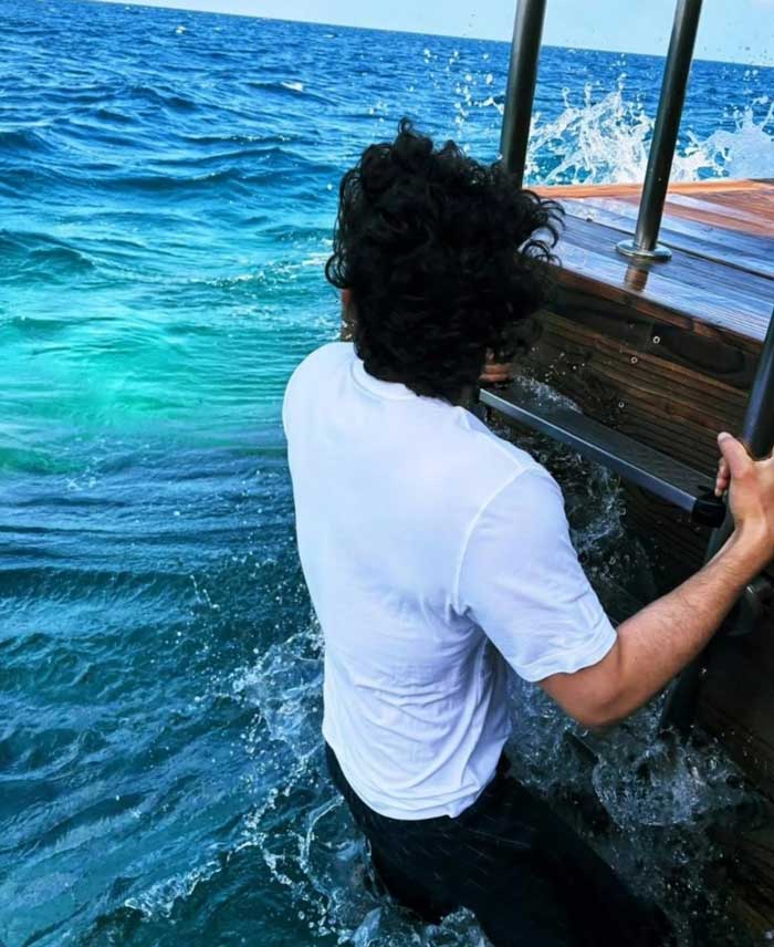 Mahesh Babu chilling out in the Maldives