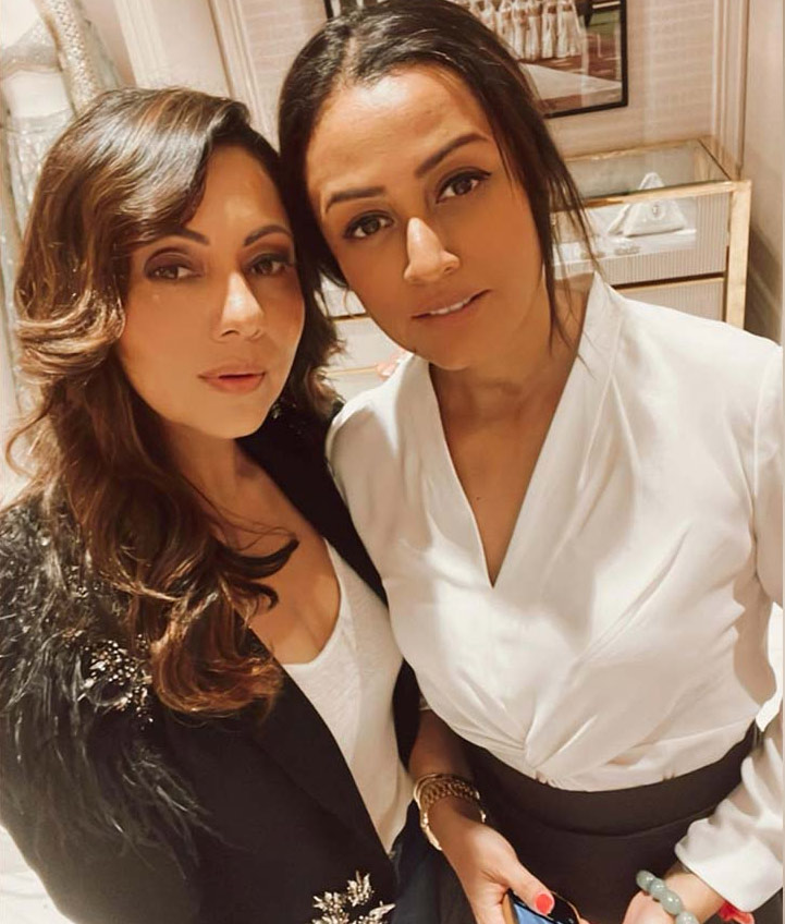 Mahesh's wife Namrata and Shah Rukh's wife Gauri delight all