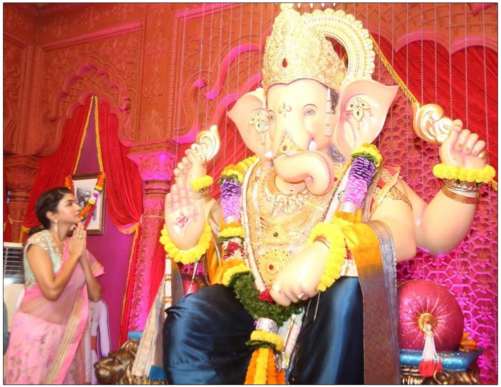 Manchu Lakshmi seek the blessings of Lord Ganesha at Andheri Cha Raja