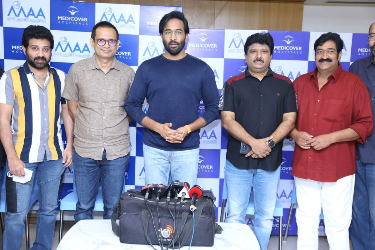 Manchu Vishnu accepts Prakash Raj's panel resignations