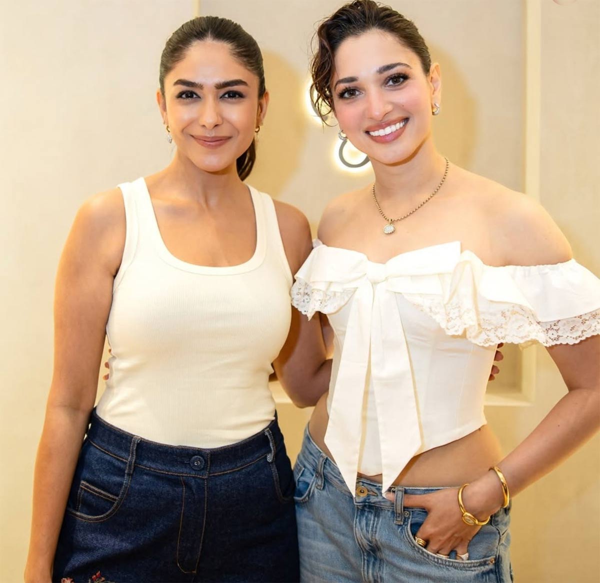 Mrunal Thakur-Tamannaah