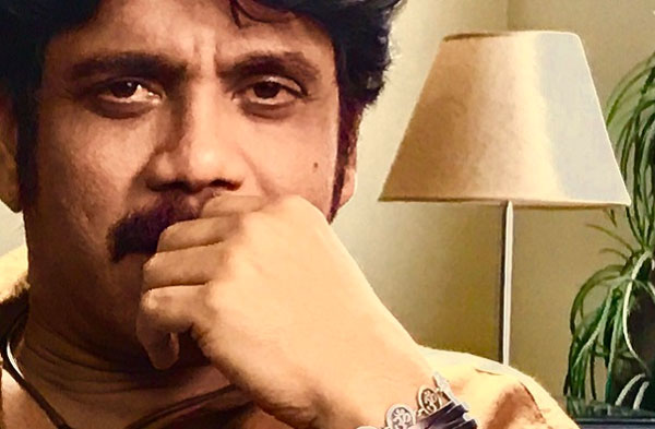 Nagarjuna From Raju Gari Gadhi 2 Shooting Spot