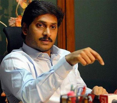 Naidu apathetic towards farm woes: Jagan