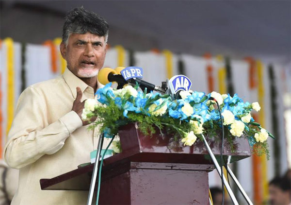 Naidu puts SCS onus on Centre