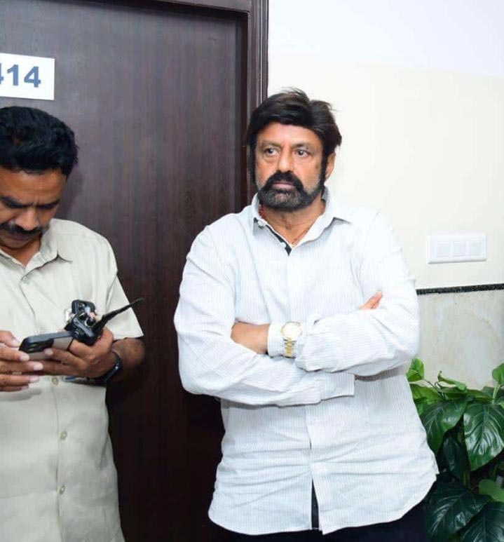 Balakrishna is distraught over the death of Nandamuri Taraka Ratna